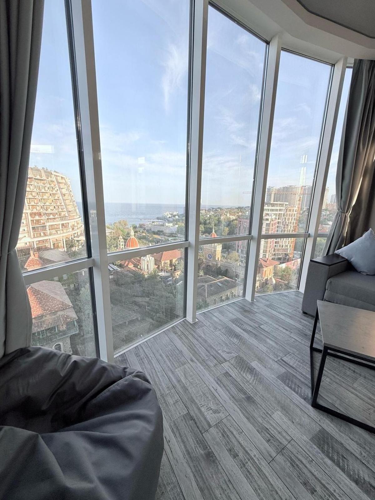 Gagarin Plaza Apartments オデッサ エクステリア 写真